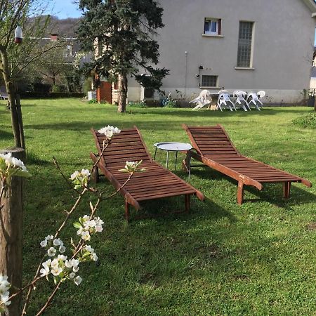 Bed and Breakfast L'Oustal Sainte-Eulalie-d'Olt Экстерьер фото